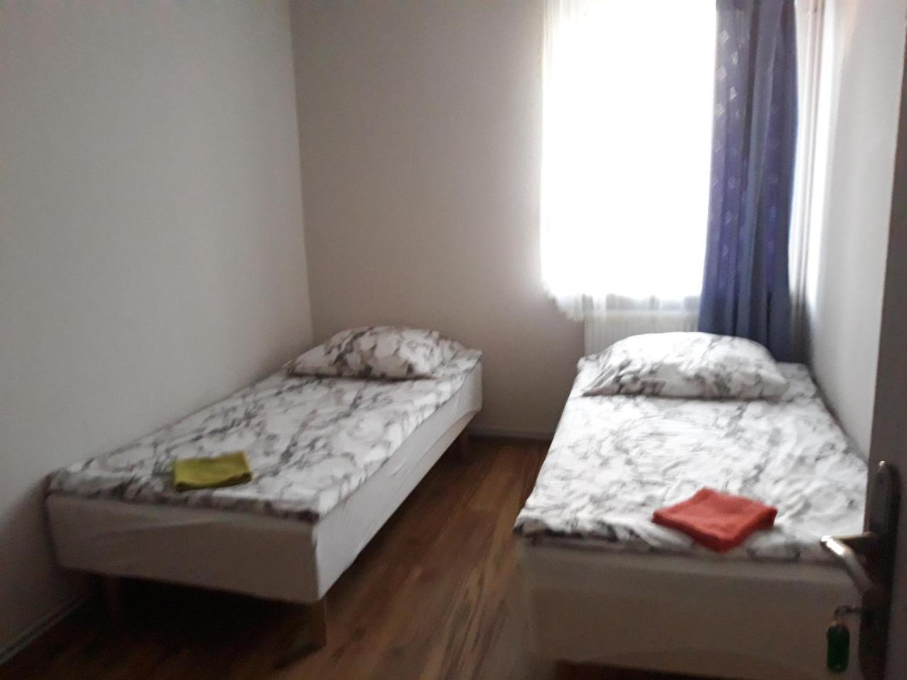 Hostel Lotniskowy - Gdansk — Zdjęcia 1